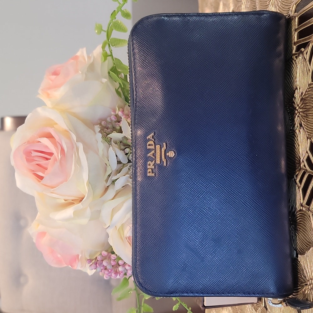 Authentic Prada Zippy Wallet - image 1